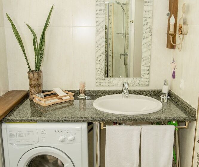 Standard-studio, Orbita Boutique