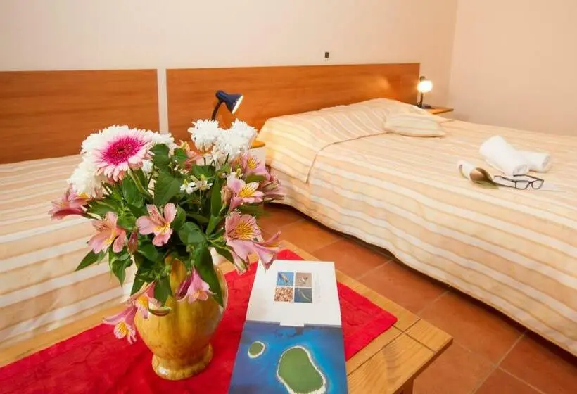 اتاق استاندارد سه نفره, Villa Sveta Eufemija Bed And Breakfast