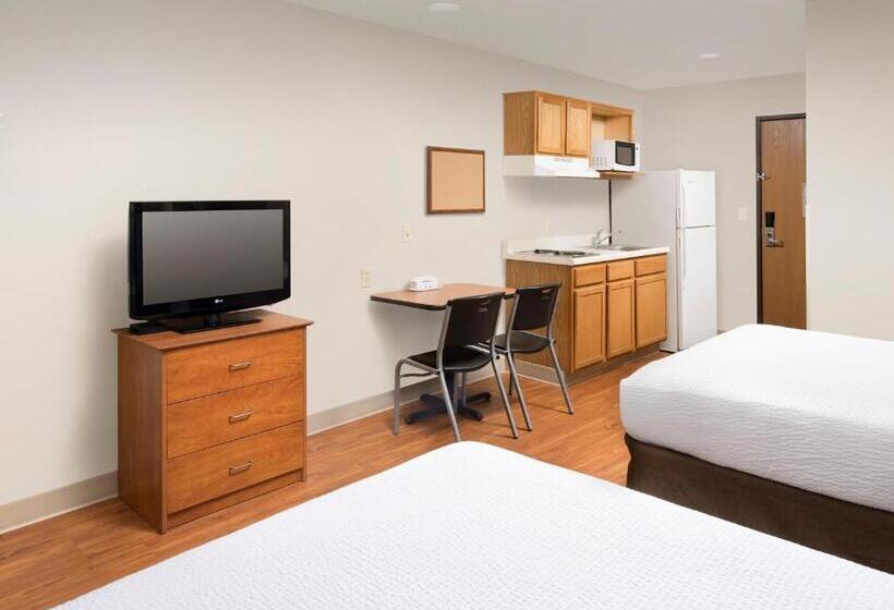 Номер Стандарт 2 Двуспальные Кровати, Woodspring Suites Wilkesbarre