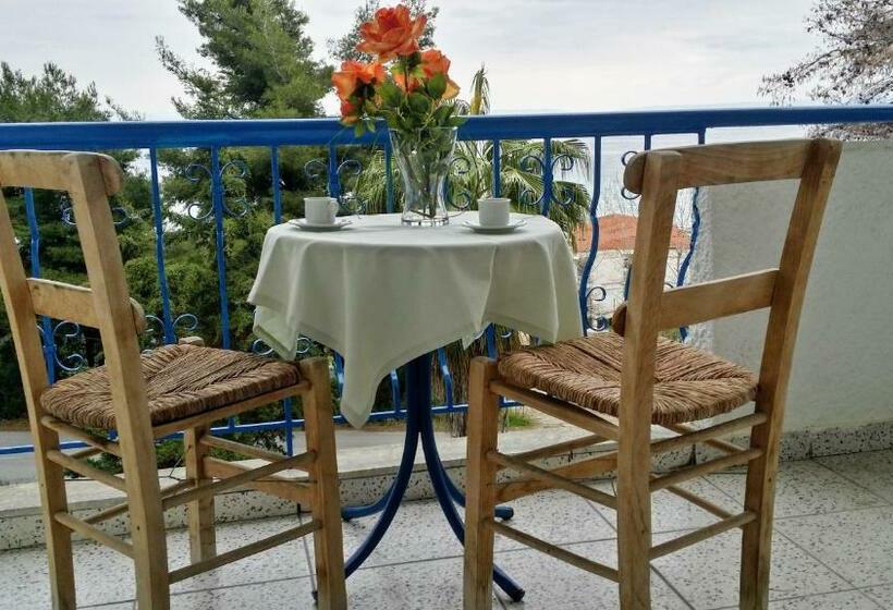 Apartamento 1 Dormitório Vista Mar, Roditsa Patritsia Apartments