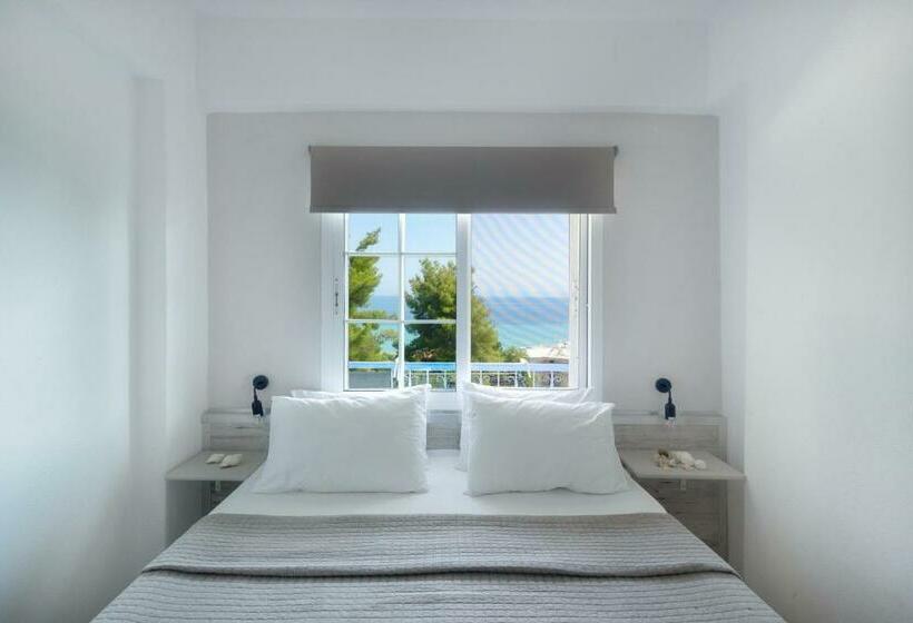 דירת חדר נוף לים, Roditsa Patritsia Apartments