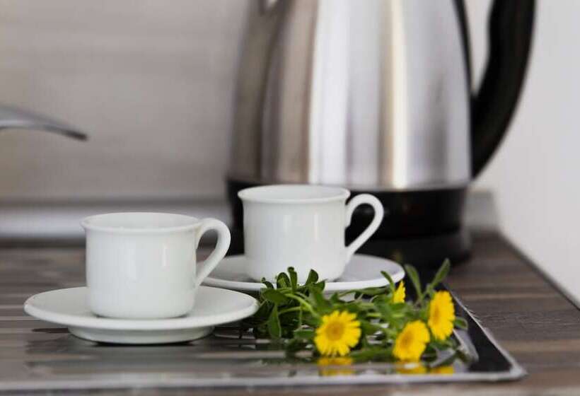 דירת חדר נוף לים, Roditsa Patritsia Apartments