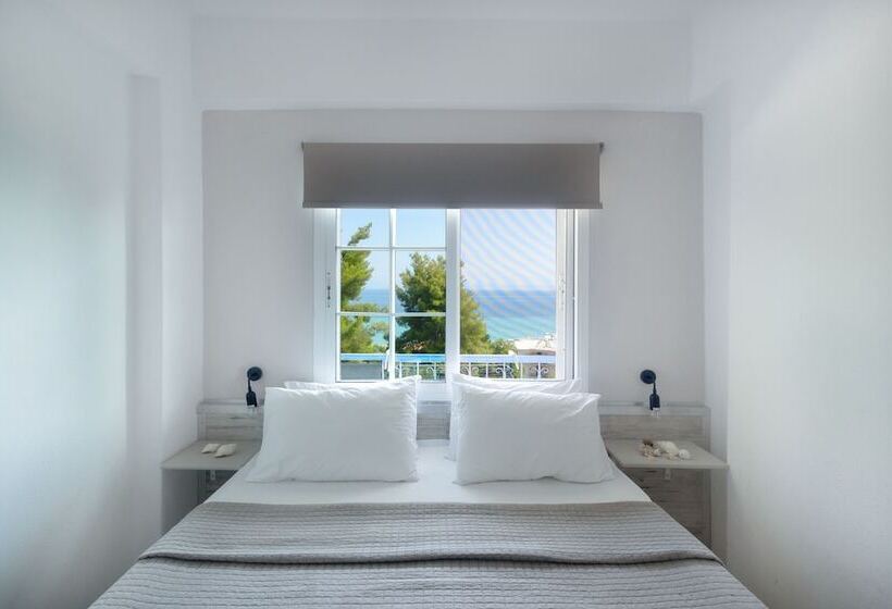 דירת חדר בקומת קרקע, Roditsa Patritsia Apartments