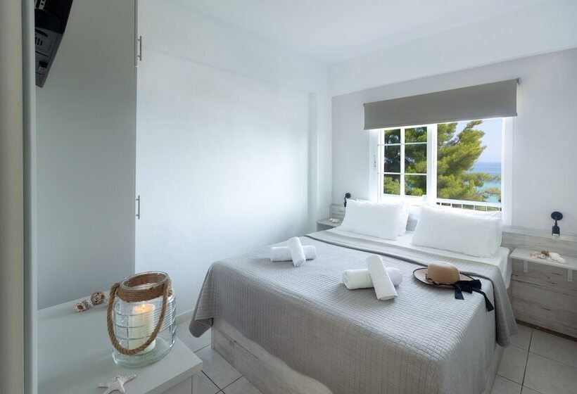 דירת חדר נוף לים, Roditsa Patritsia Apartments