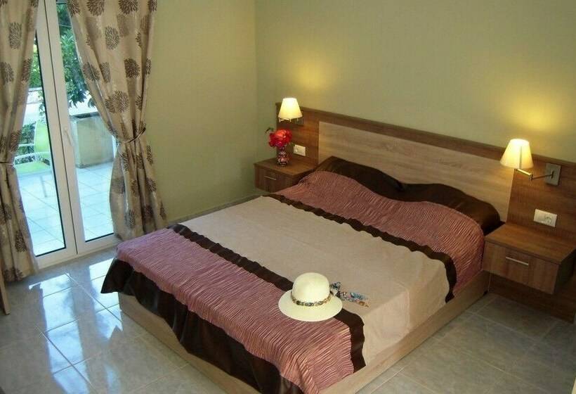 إستوديو قياسى, Stalaktites Studios And Apartments