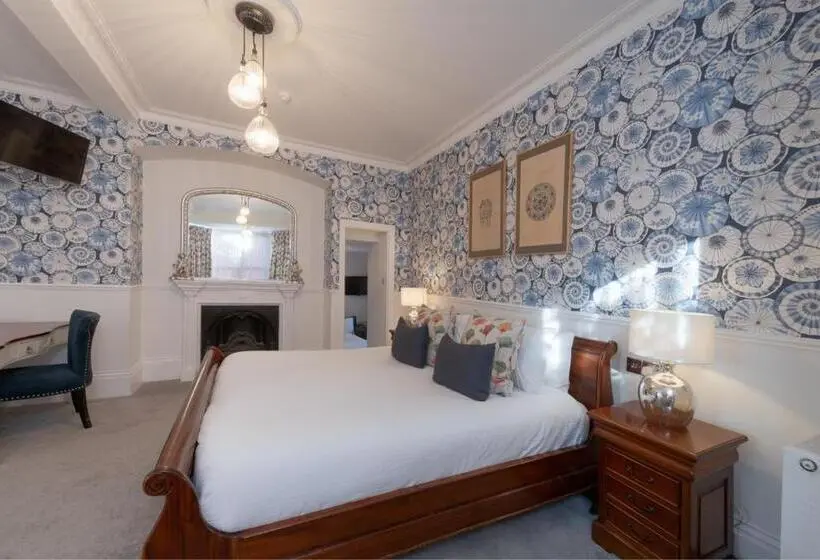 سوییت, Florence Suite Boutique Hotel And Restaurant