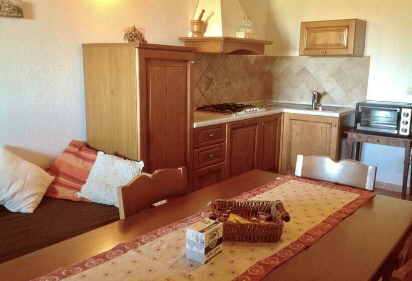 آپارتمان 2 خوابه, Podere Fornaci