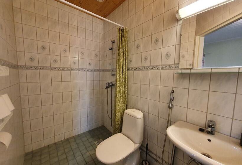 غرفة قياسية, B&b Lomamokkila