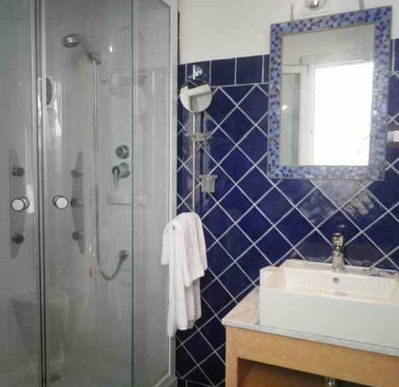 Studio Standard, Costa Morroni