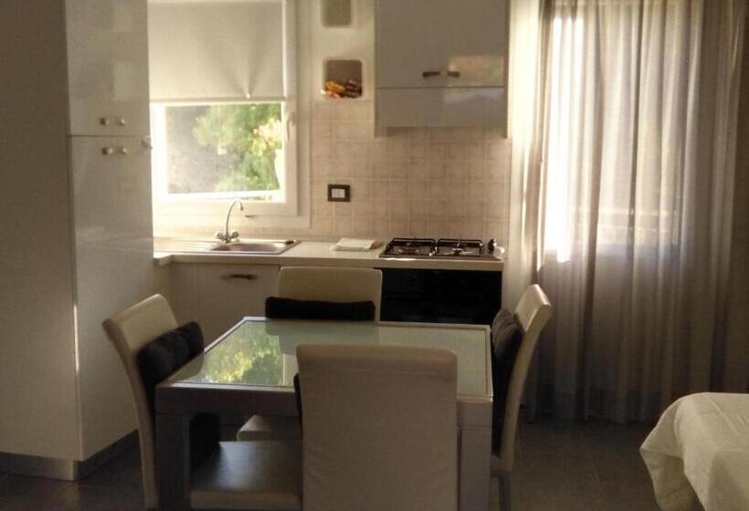 آپارتمان 1 خوابه, Costa Morroni