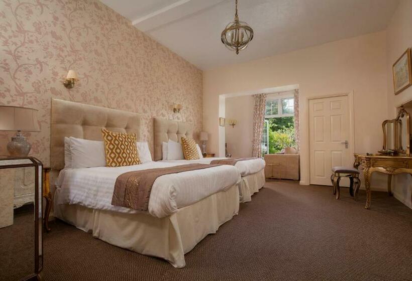 اتاق سوپریور, Fox & Hounds Country