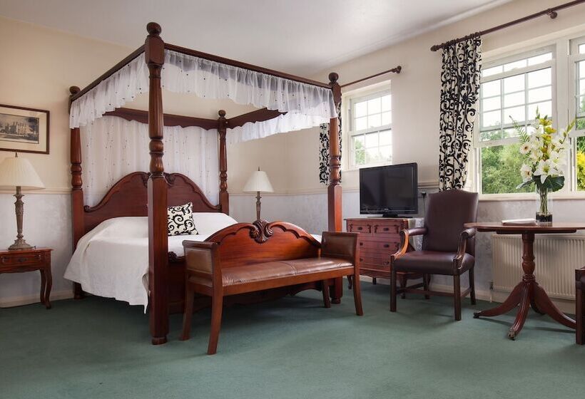 اتاق سوپریور, Fox & Hounds Country