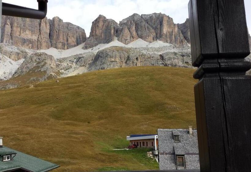 スタンダードトリプルルーム, Savoia