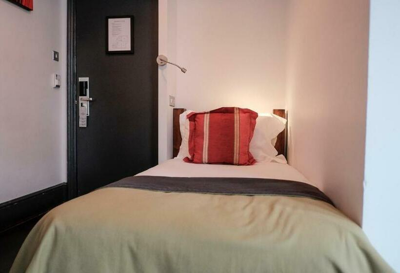 标准单人间, The Wellington