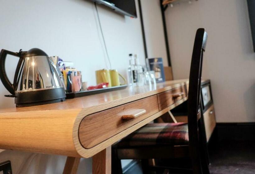 标准间, The Wellington