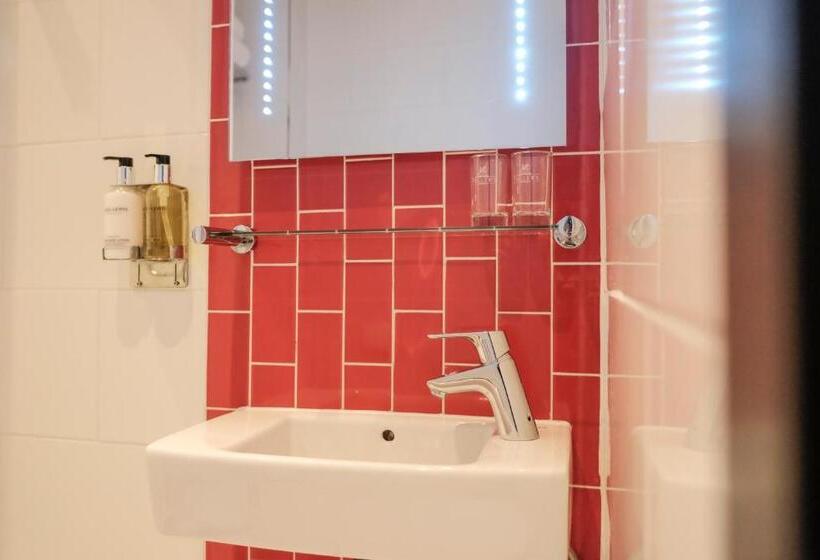 豪华房间, The Wellington