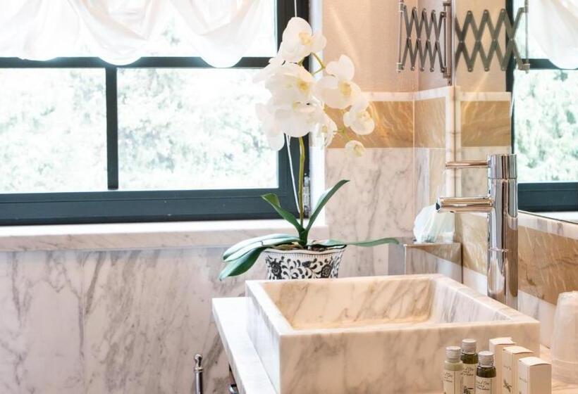 Superior suite with terrace, Villa Belverde Boutique