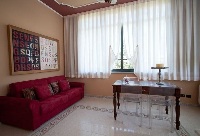 Superior suite with terrace, Villa Belverde Boutique