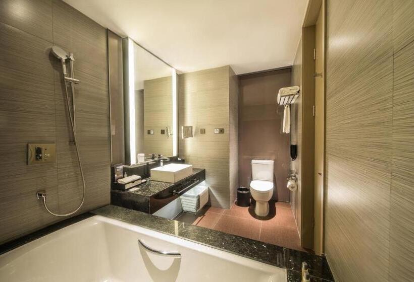 带大床的行政房间, The Qube Xuzhou