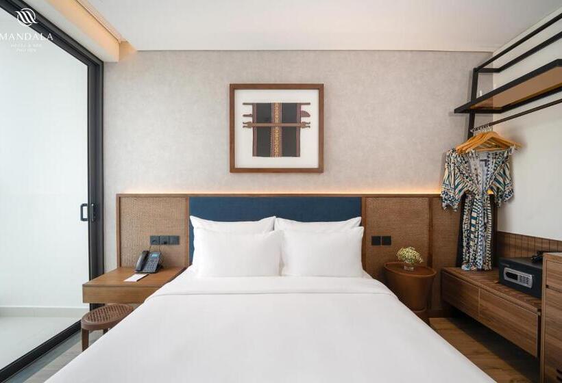 اتاق لوکس با چشم‌انداز دریا, M Continental By Mandala Phu Yen