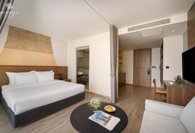 اتاق استاندارد با تخت بزرگ, M Continental By Mandala Phu Yen