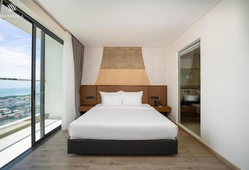 اتاق استاندارد با تخت بزرگ, M Continental By Mandala Phu Yen