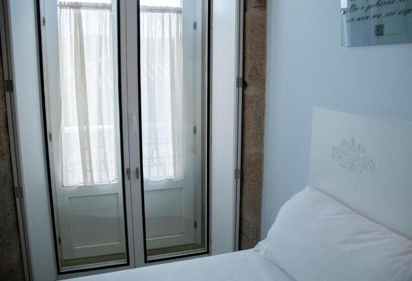 标准三人间, Alda San Bieito