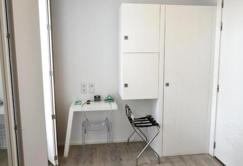 高级单人间, Alda San Bieito