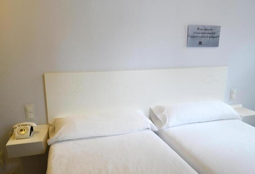 バルコニー付きスタンダードルーム, Alda San Bieito