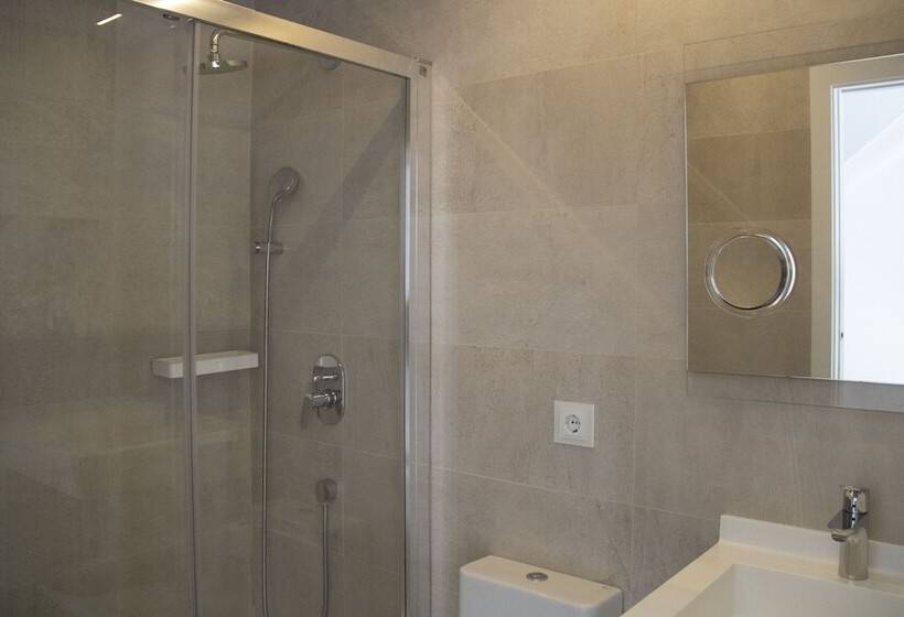 غرفة قياسية ثلاثية, Alda San Bieito