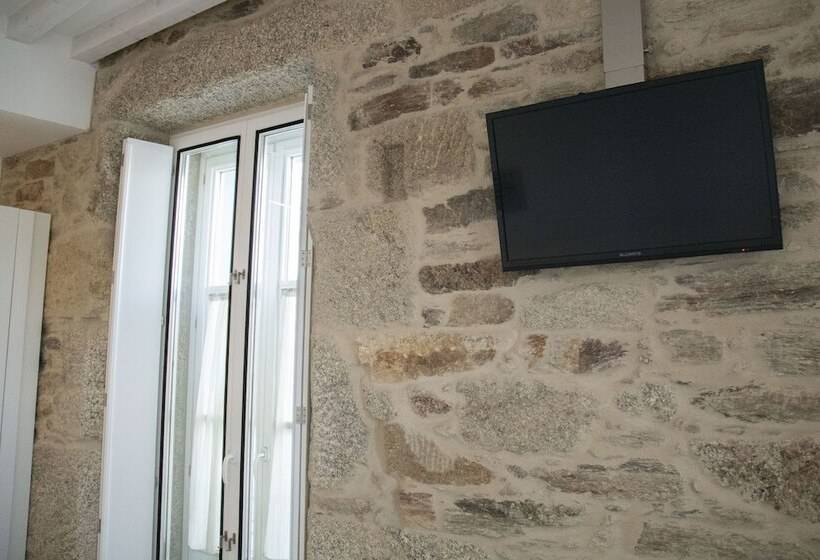 غرفة قياسية ثلاثية, Alda San Bieito