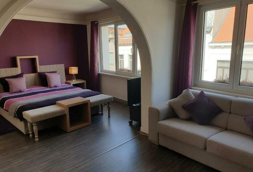 سوئیت با بالکن, B&b Luxe Suites 1 2 3