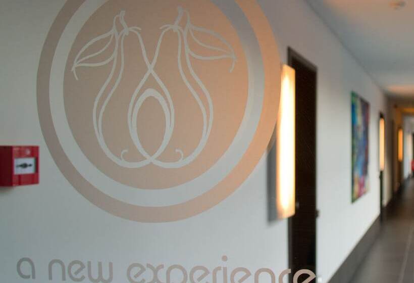 غرفة ديلوكس, De Boskar Peer