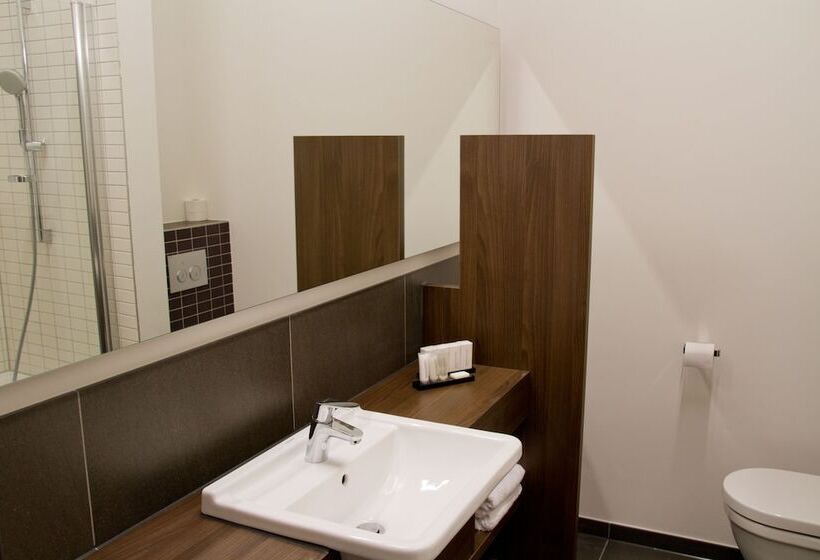 デラックスルーム, De Boskar Peer