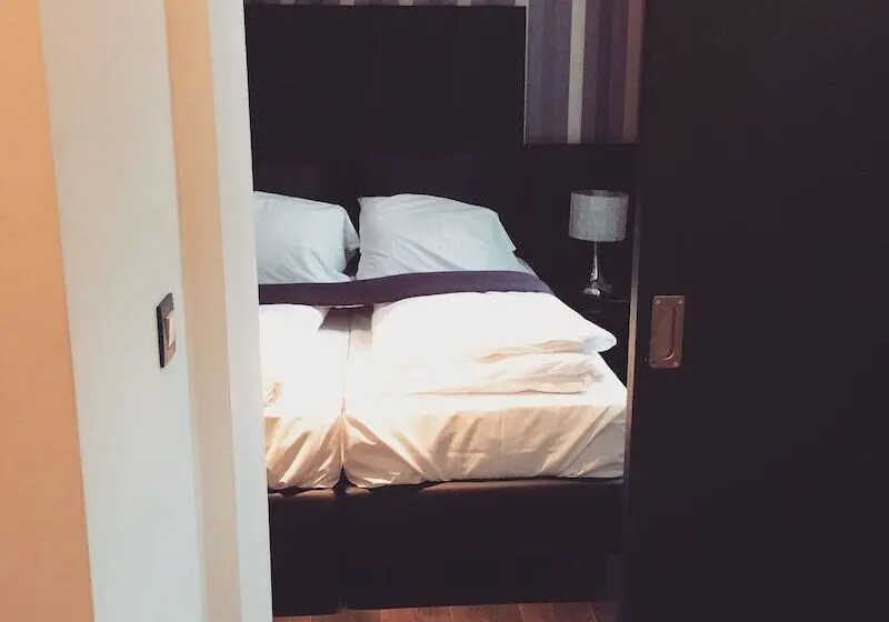 Comfort-huone, De Boskar Peer