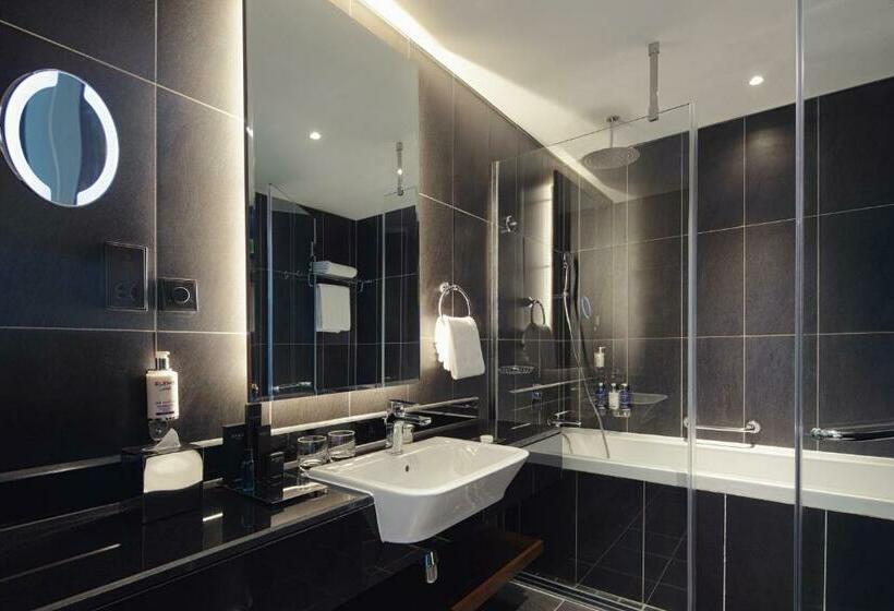 استودیوی استاندارد, Dukes The Palm Dubai