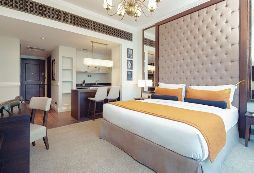 استودیوی سوپریور, Dukes The Palm Dubai