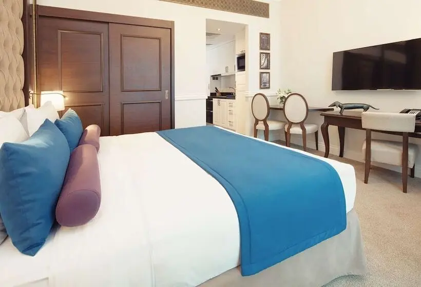 استودیوی لوکس, Dukes The Palm Dubai