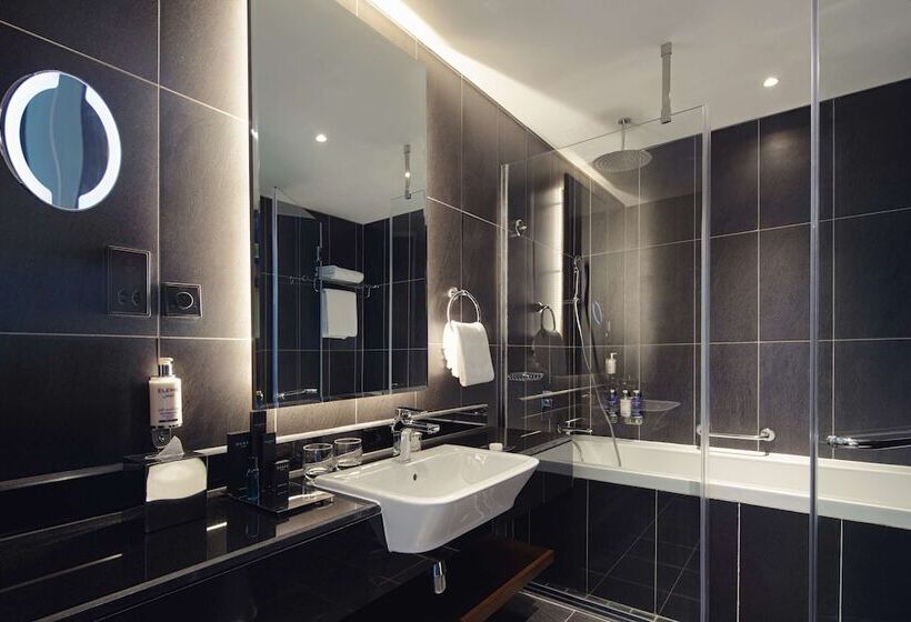 استودیوی استاندارد, Dukes The Palm Dubai