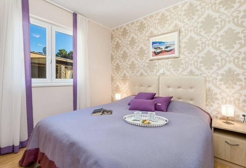 침실 2개 주택, Lando Resort