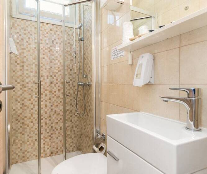 침실 2개 주택, Lando Resort