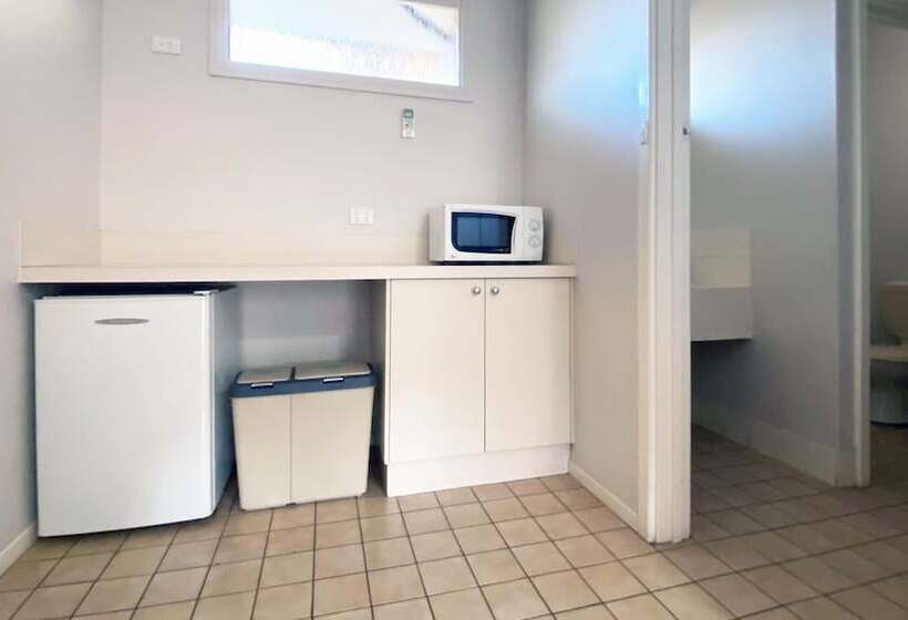 חדר סטנדרט, Higgins Lane Motel