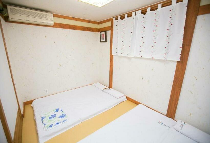 חדר משפחתי, Bukchonmaru Hanok Guesthouse