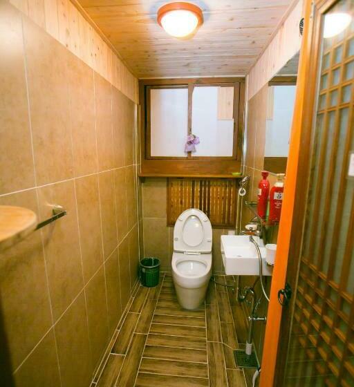 חדר סטנדרט חדר אמבטיה משותף, Bukchonmaru Hanok Guesthouse