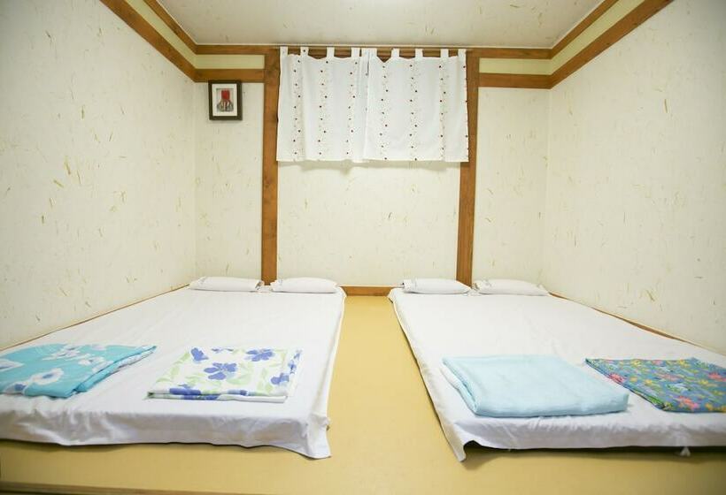 패밀리 룸, Bukchonmaru Hanok Guesthouse