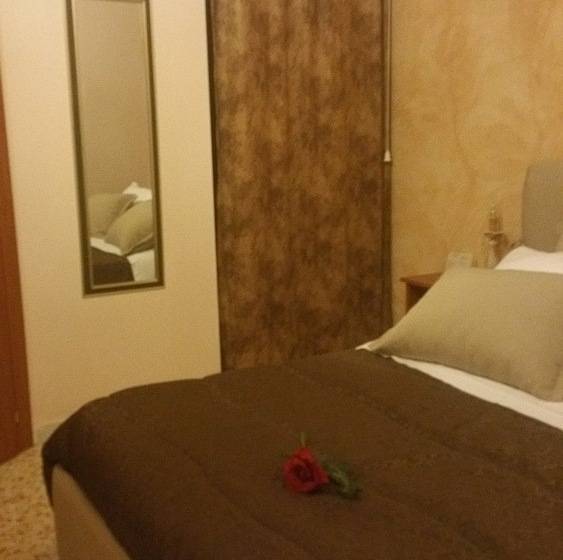 اتاق استاندارد با چشم‌انداز شهر, B&b Rochel