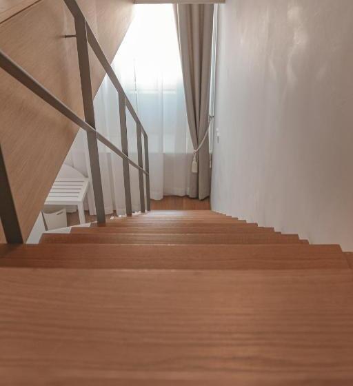 سوییت, Burgus Tribute & Design