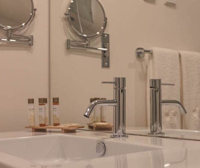 اتاق استاندارد, Burgus Tribute & Design