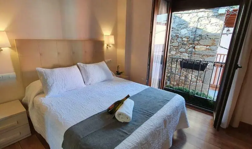 Deluxe Zimmer, Molina Real