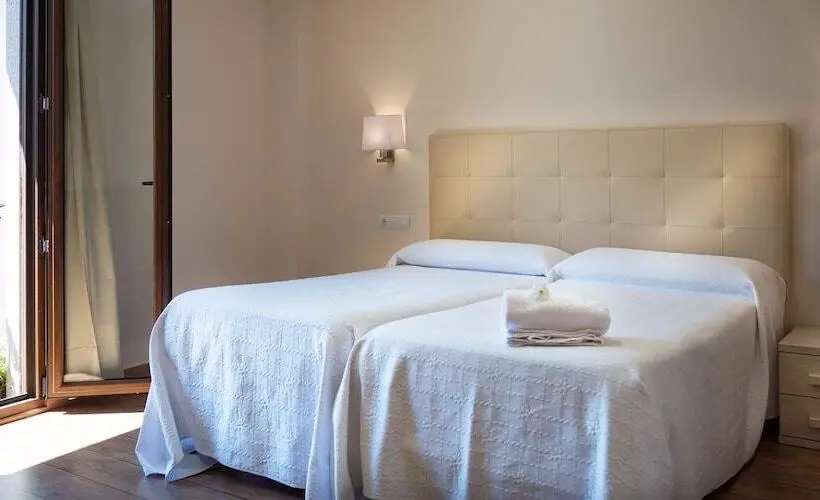 Deluxe Zimmer, Molina Real